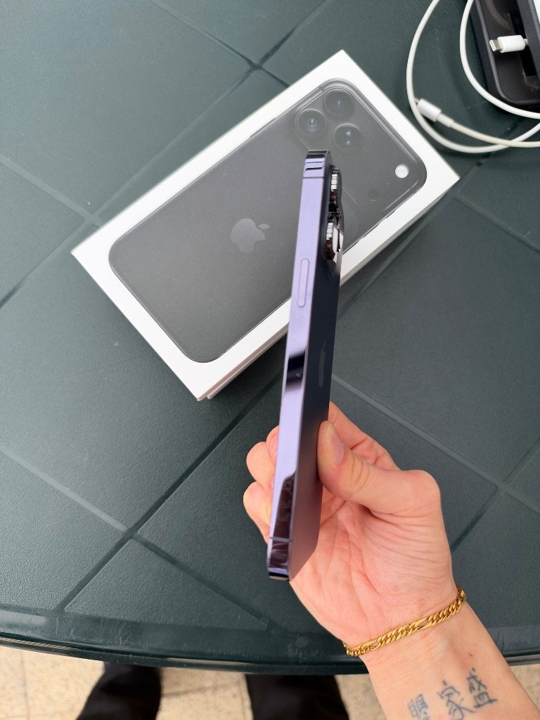 Foto 4 van Iphone 14 pro max