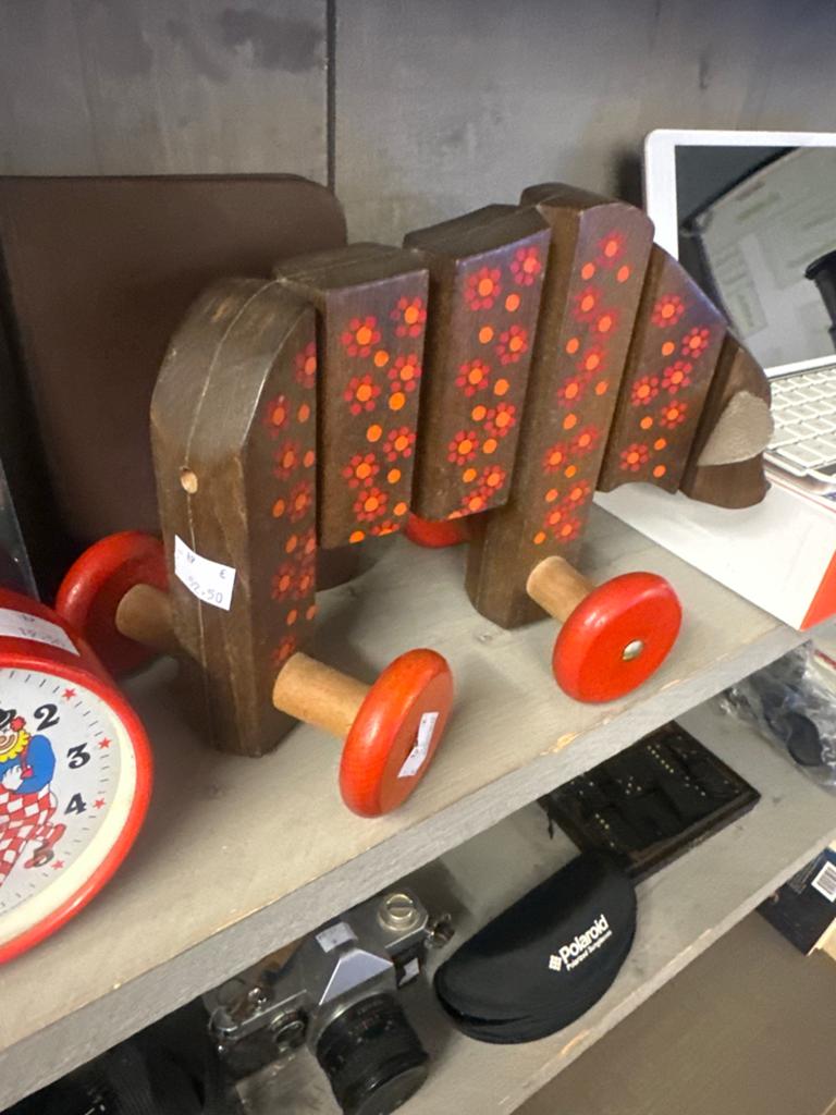 Vintage houten trekdier met bloemenpatroon, Nieuw, Klein materiaal, Kringloop zeist, Ophalen