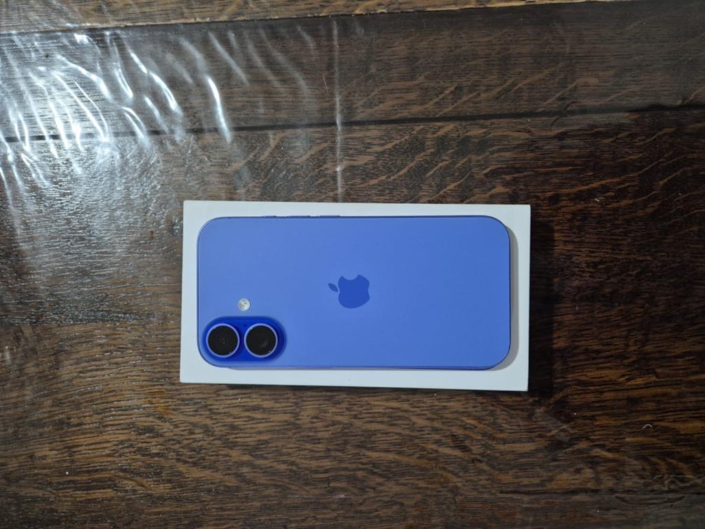 Apple iPhone 16 - Zo goed als nieuw, 128 GB, Blauw, IPhone 16, Ophalen of Verzenden