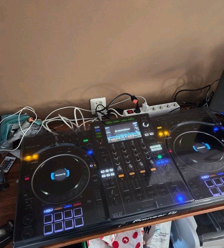 Pioneer XDJ XZ DJ-set - Zo goed als nieuw