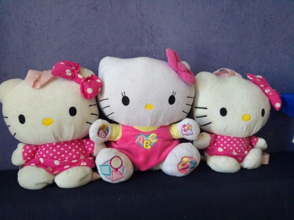 2 knuffels | Hello Kitty van Sanrio - 25 cm ( Origineel ), Ophalen, Gebruikt, Overige merken, Roze