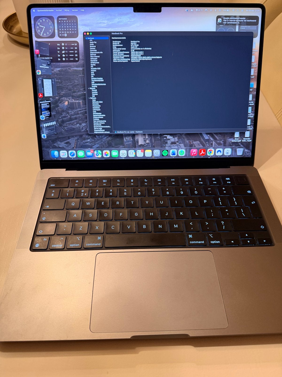 Apple MacBook Pro M3 - Nieuwstaat, slechts 37 laadcycli, Computers en Software, 8 GB, 512 GB, Zo goed als nieuw, Onbekend