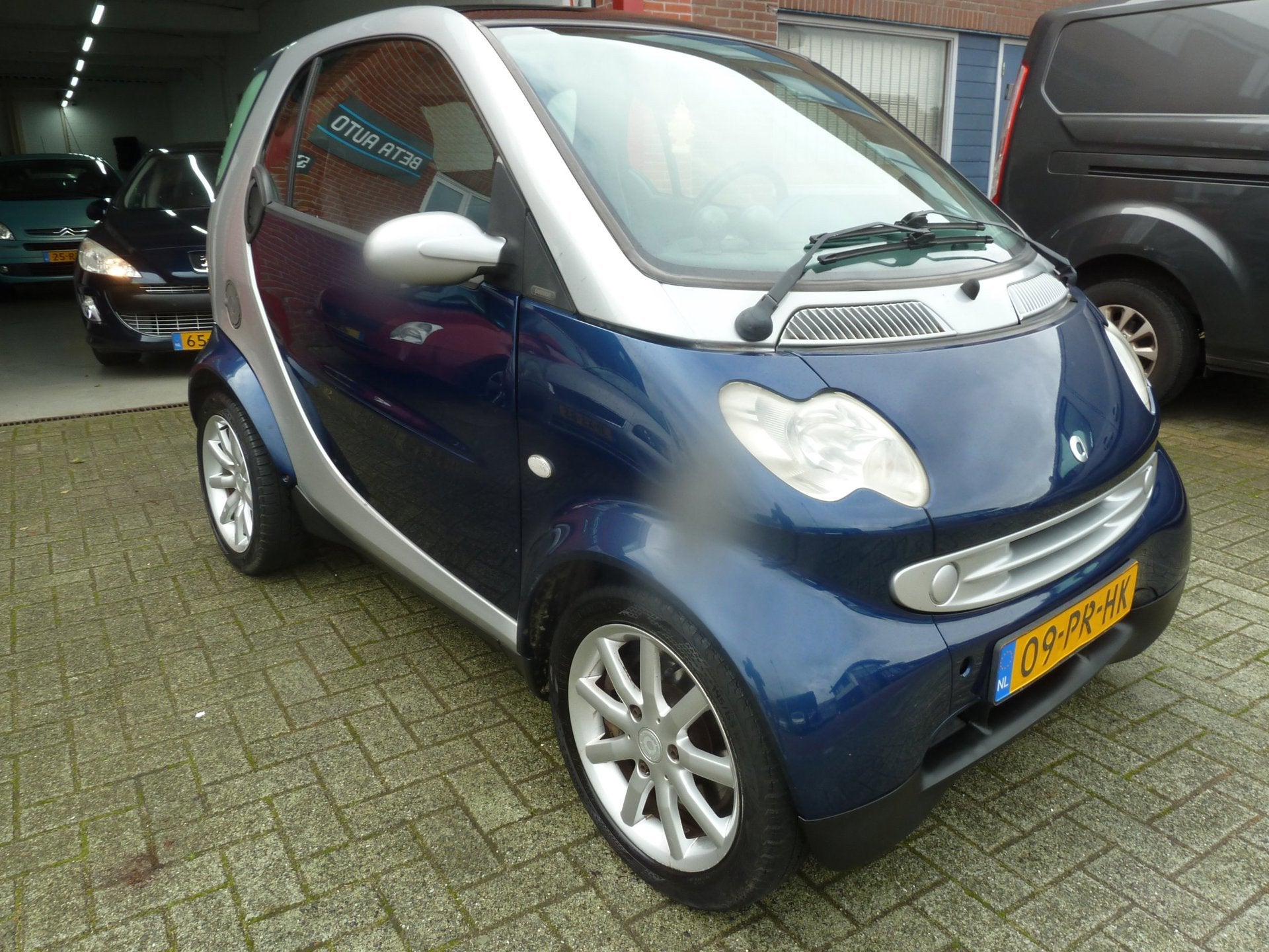 Smart SMART FORTWO COUPE AAAAZ200 NIEUWE APK AIRCO AUTOMAAT, Auto's, 21 km/l, Achterwielaandrijving, Gebruikt, 18 €/maand
