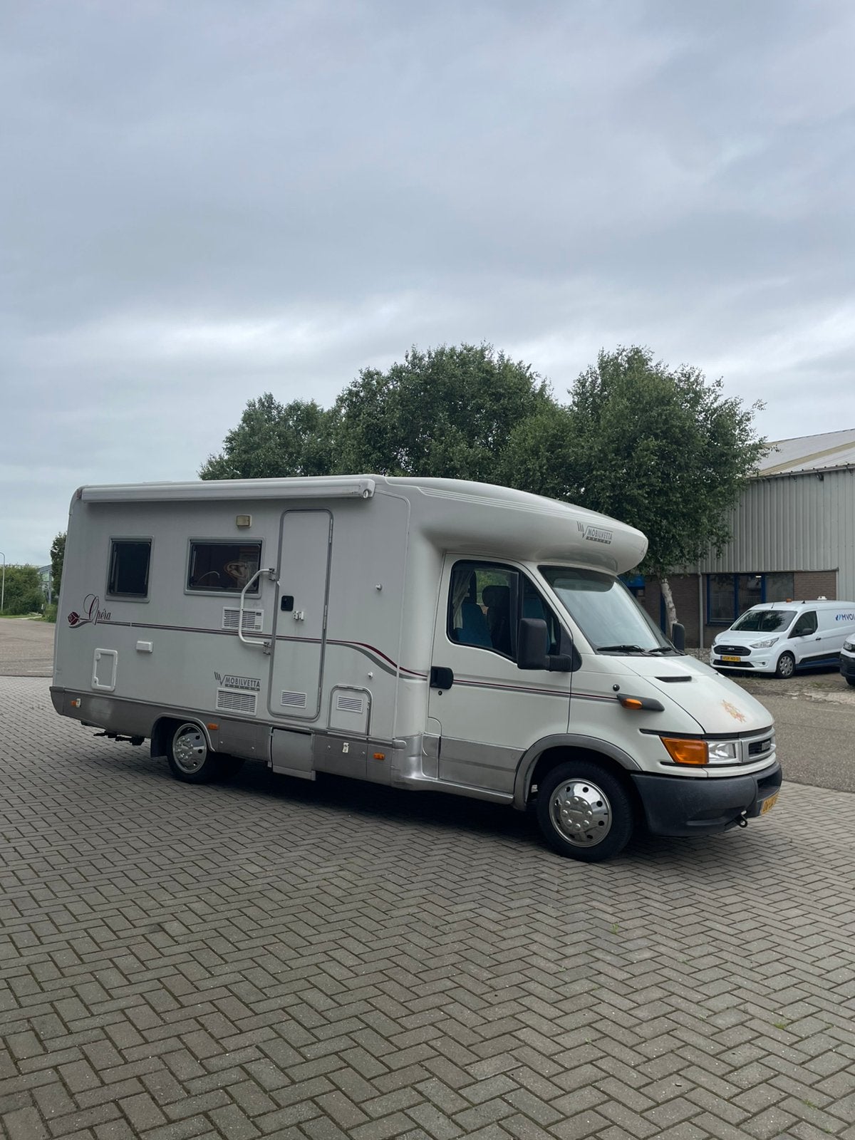 Mobilvetta iveco daily dubbellucht!, Overige merken, Buscamper of Camperbus, Particulier