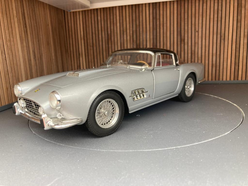 Ferrari 410 Superamerica 1:18 Hot Wheels Elite OVP MJ, Ophalen of Verzenden, Zo goed als nieuw, Auto, Hot Wheels