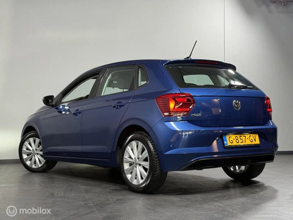 Volkswagen Polo 1.0 TSI Comfortline | APPCNNCT € 13.499,00, Stof, Blauw, Start-stop-systeem, Origineel Nederlands