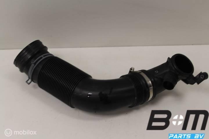 Aanzuigbuis Audi A3 8V / VW Golf 7 5Q0129654P, Gebruikt