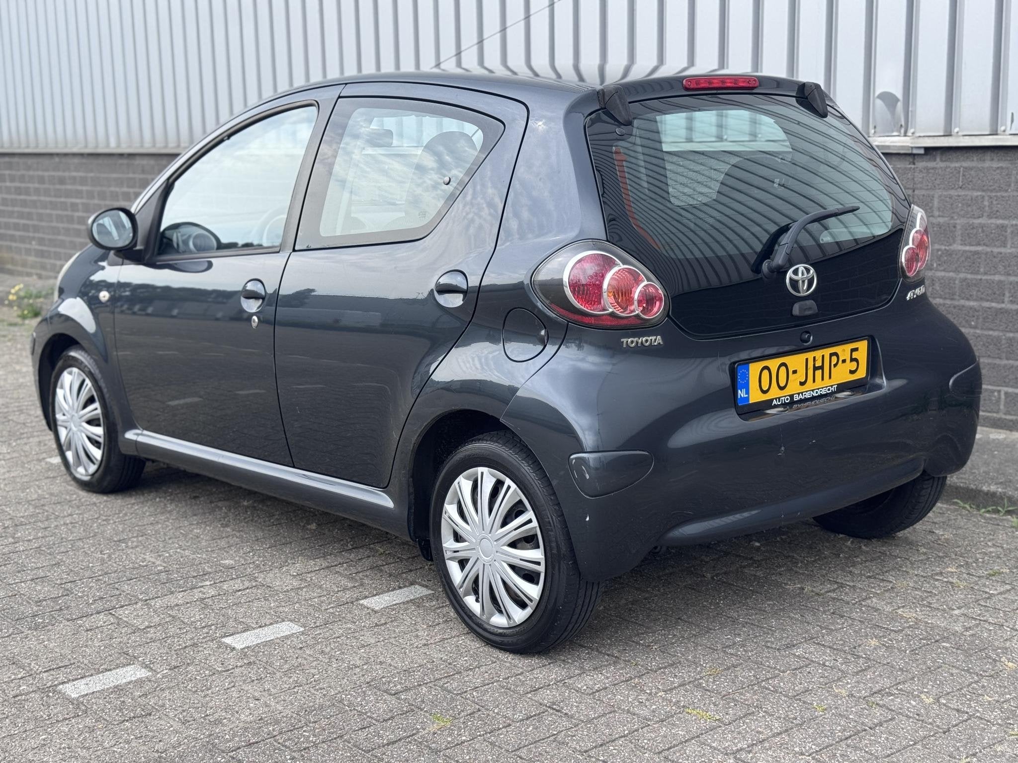 Toyota Aygo 1.0-12V Airco | Nieuwe APK!, Voorwielaandrijving, Stof, Gebruikt, 4 stoelen