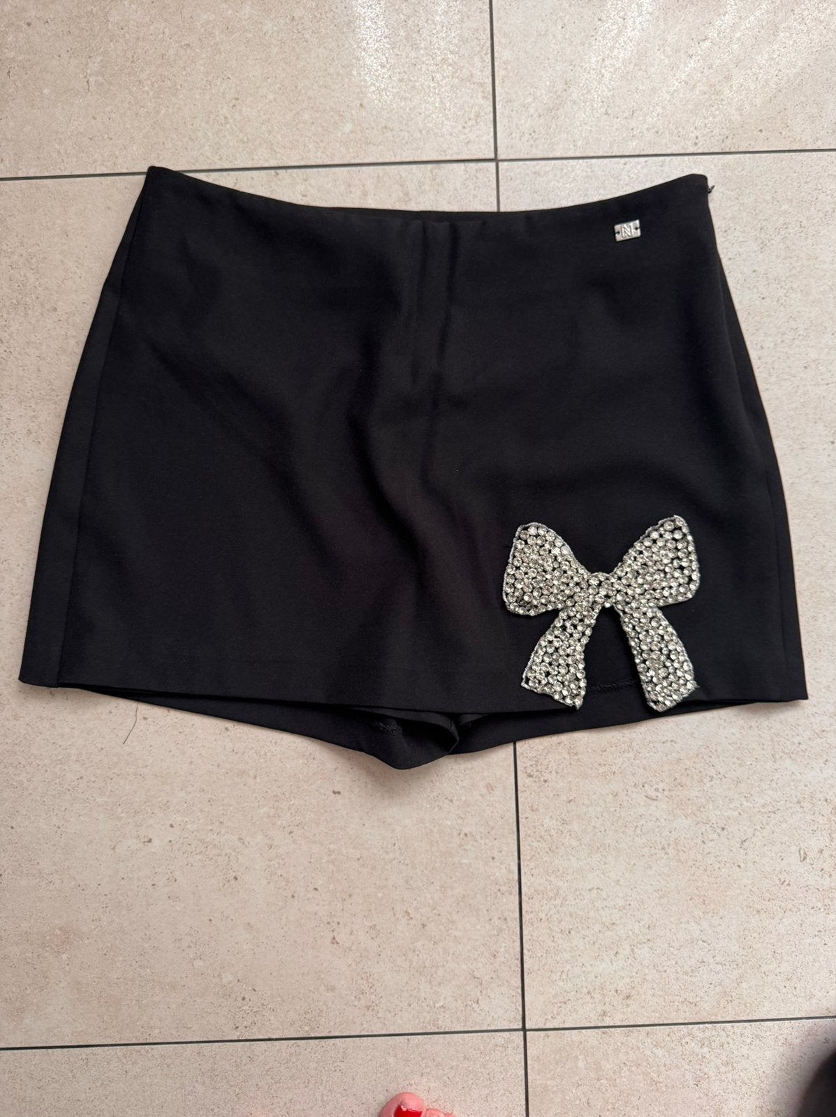 Nikkie broekrok maat s als nieuw, Kleding | Dames, Rokken, Maat 38/40 (M), Zwart, Ophalen of Verzenden, Zo goed als nieuw