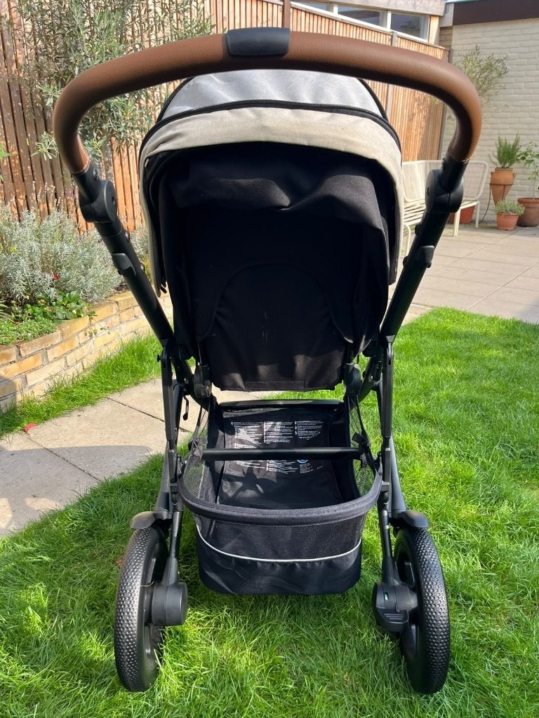 Foto 19 van Beige kinderwagen Britax Römer Smile3 incl. reiswieg + buggy