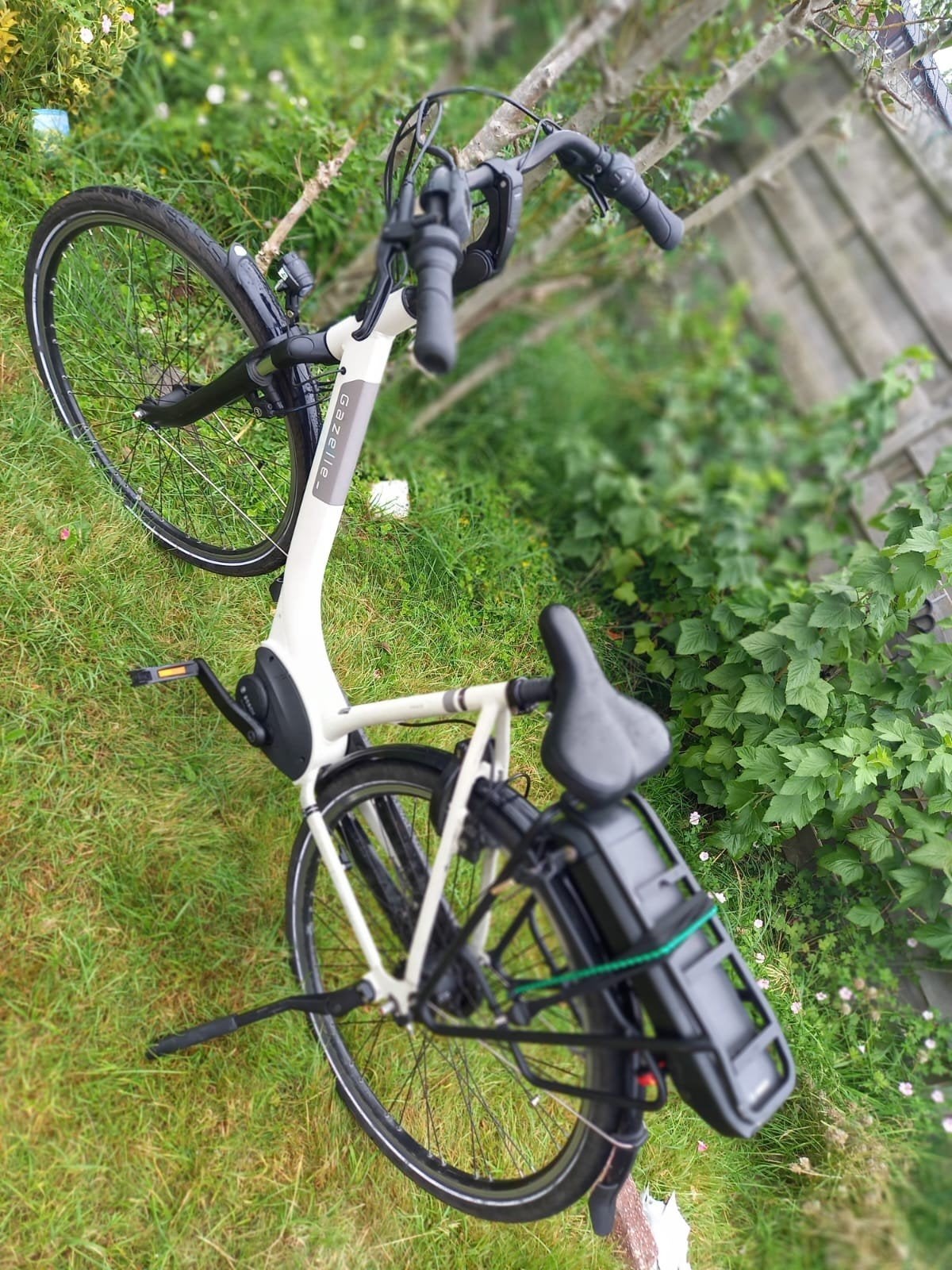 Gazelle Paris C7+ HMB (Model 2024) | Bosch | Slechts 2300 km, Fietsen en Brommers, Elektrische fietsen, Ophalen, Zo goed als nieuw