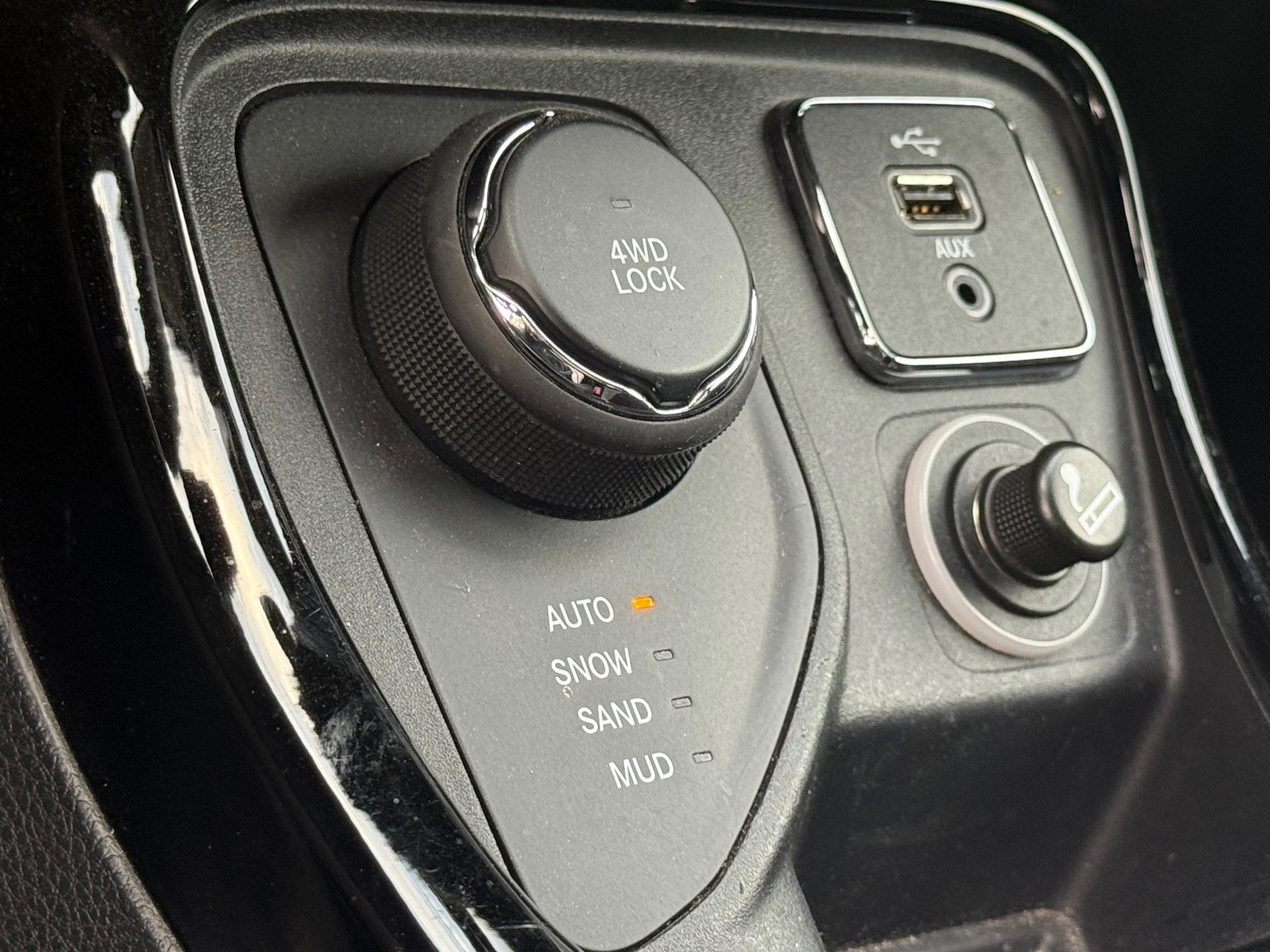 Foto 14 van Jeep Compass 1.4 MultiAir Limited 4x4 EXPORT