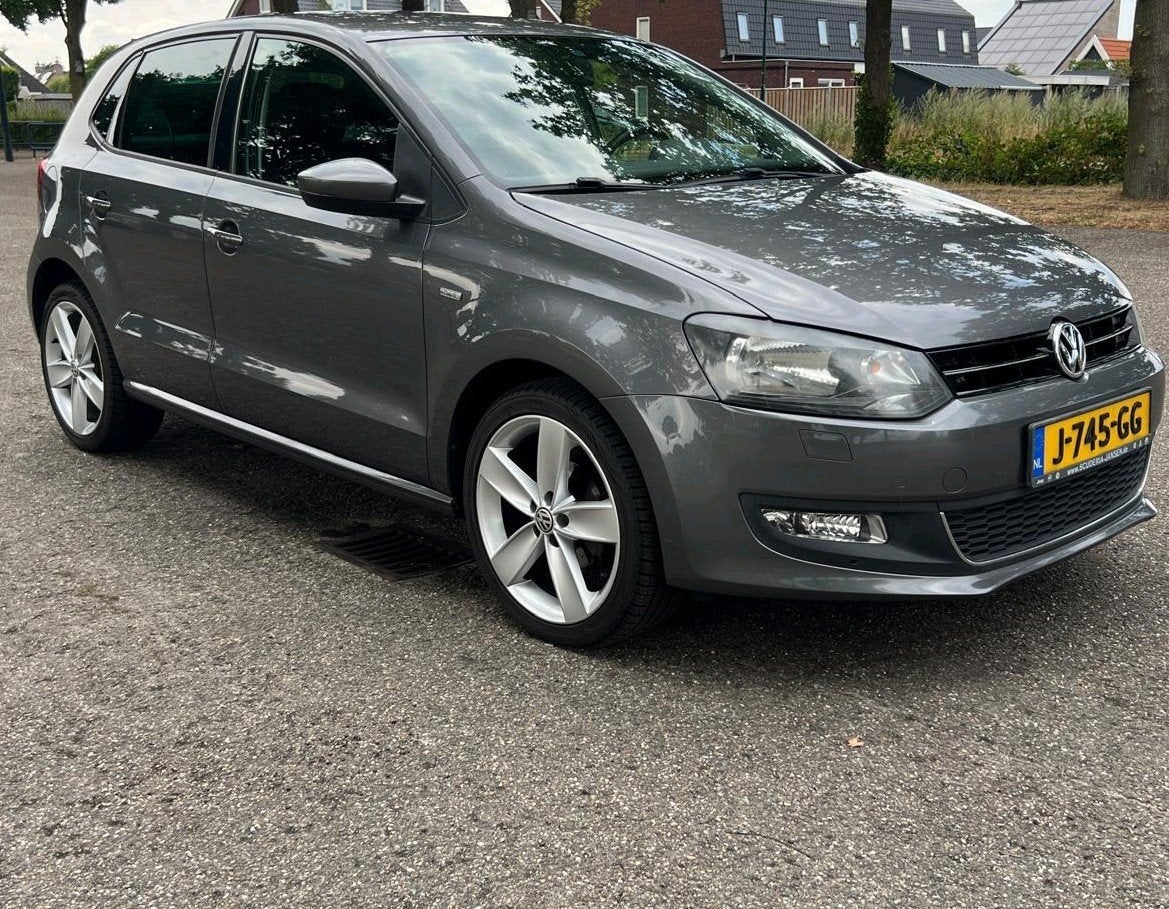 Vw Polo 1.2 TSI LIFE 5D  2014 clima, stoelverw. cruisecontro, Auto's, Volkswagen, Voorwielaandrijving, 40 €/maand, Handgeschakeld