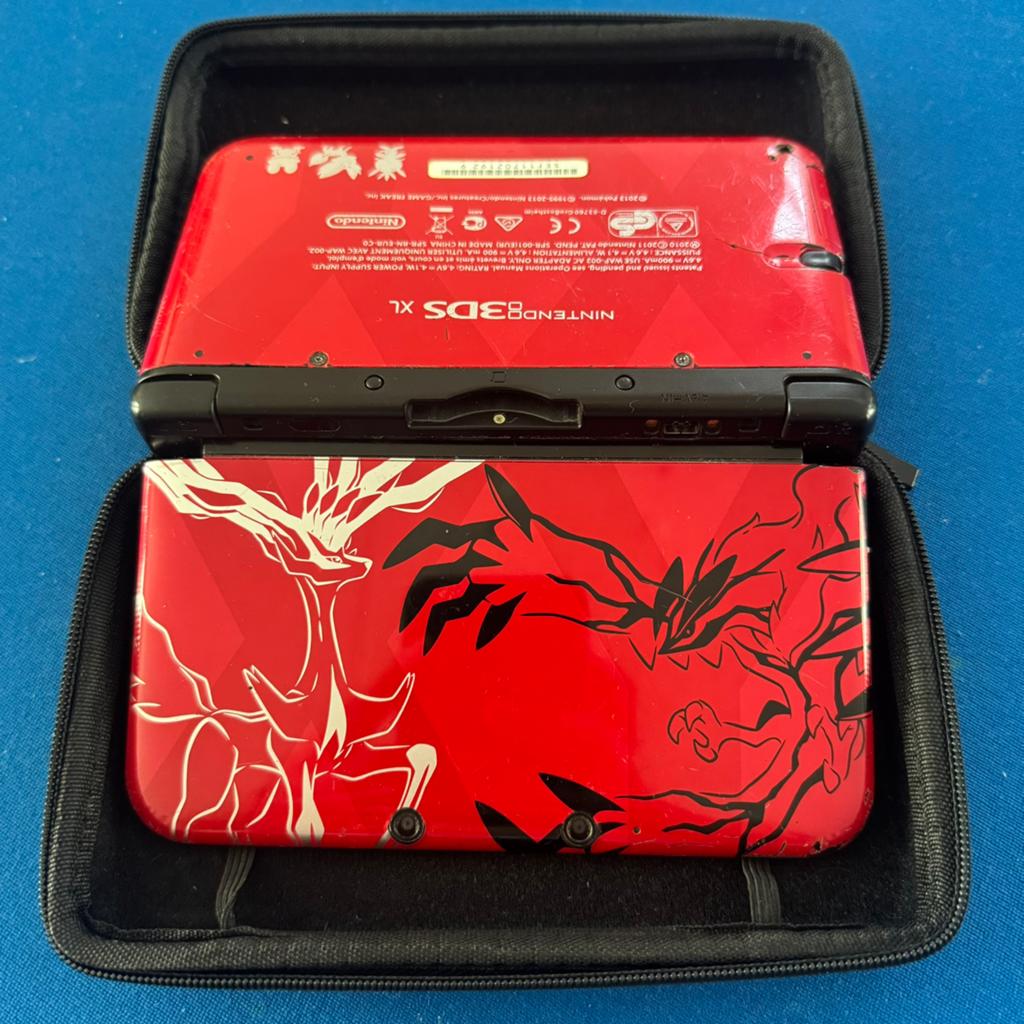 Nintendo 3DS XL Pokemon XY Editie 32 GB volume slicer Defect, Gebruikt, 3DS XL, Ophalen of Verzenden, Rood