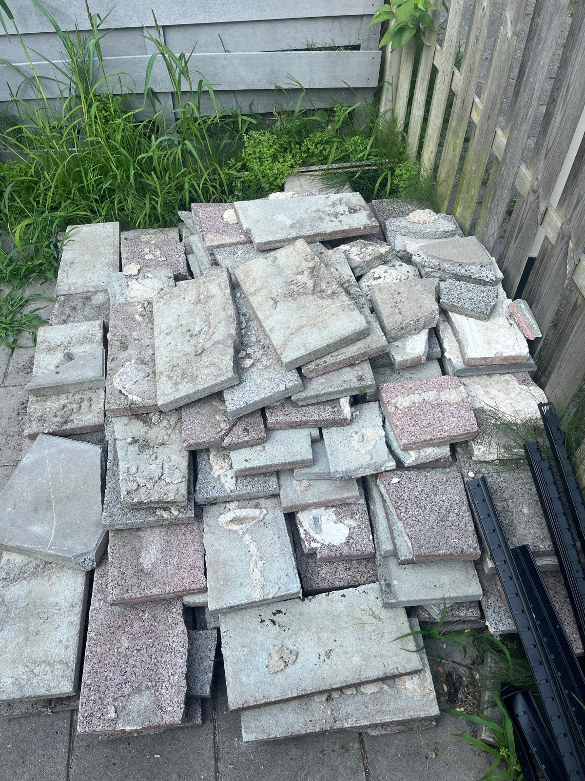 Halve betonstenen met cementresten, Ophalen, Gebruikt, Overige typen, Minder dan 5 m²