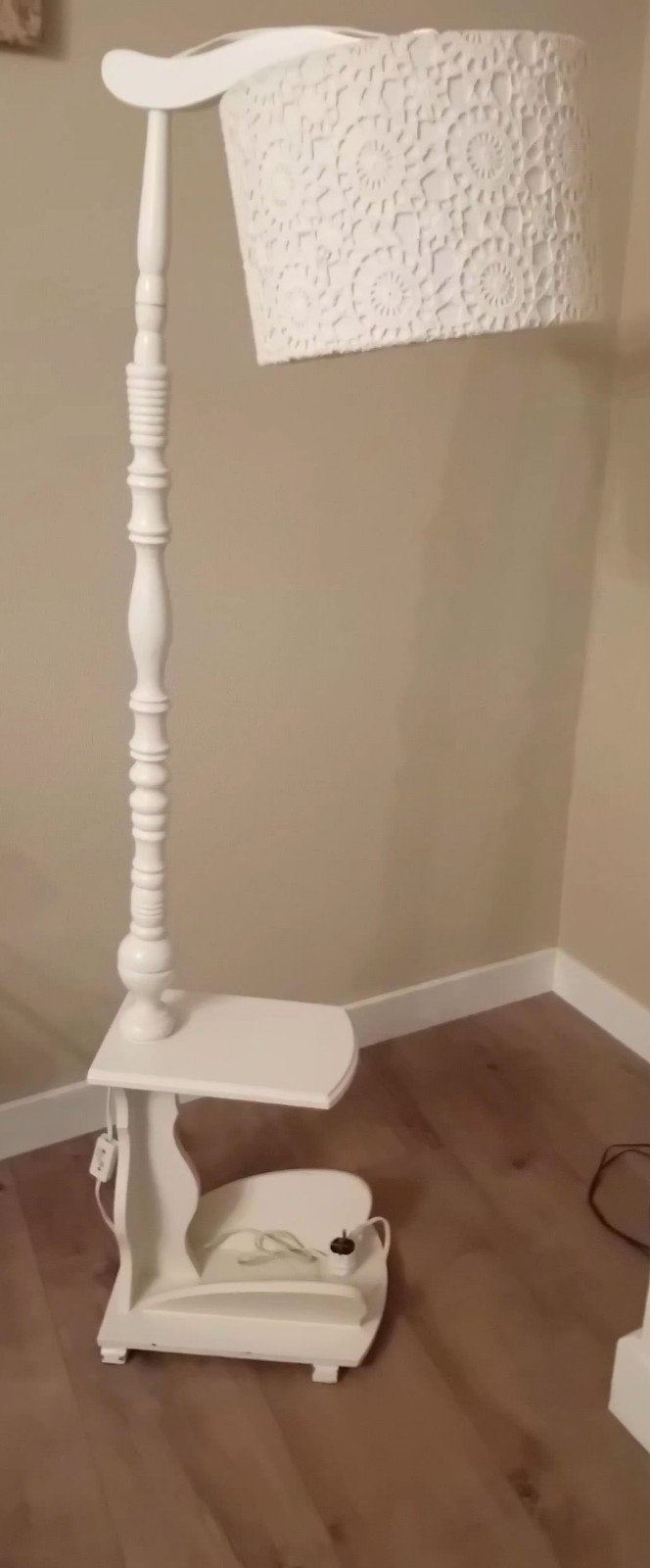 MOOIE BROCANTE STAANDE LAMP, met plateau.i.g.st, Ophalen, E27 (groot), 150 tot 200 cm, Hout
