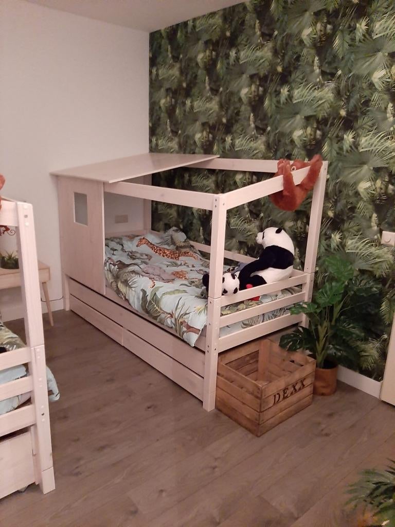 Kinderbed Ties met omzetdak, bedlade en extra speelgoedlades, 85 tot 100 cm, Zo goed als nieuw, 180 cm of meer, Ophalen