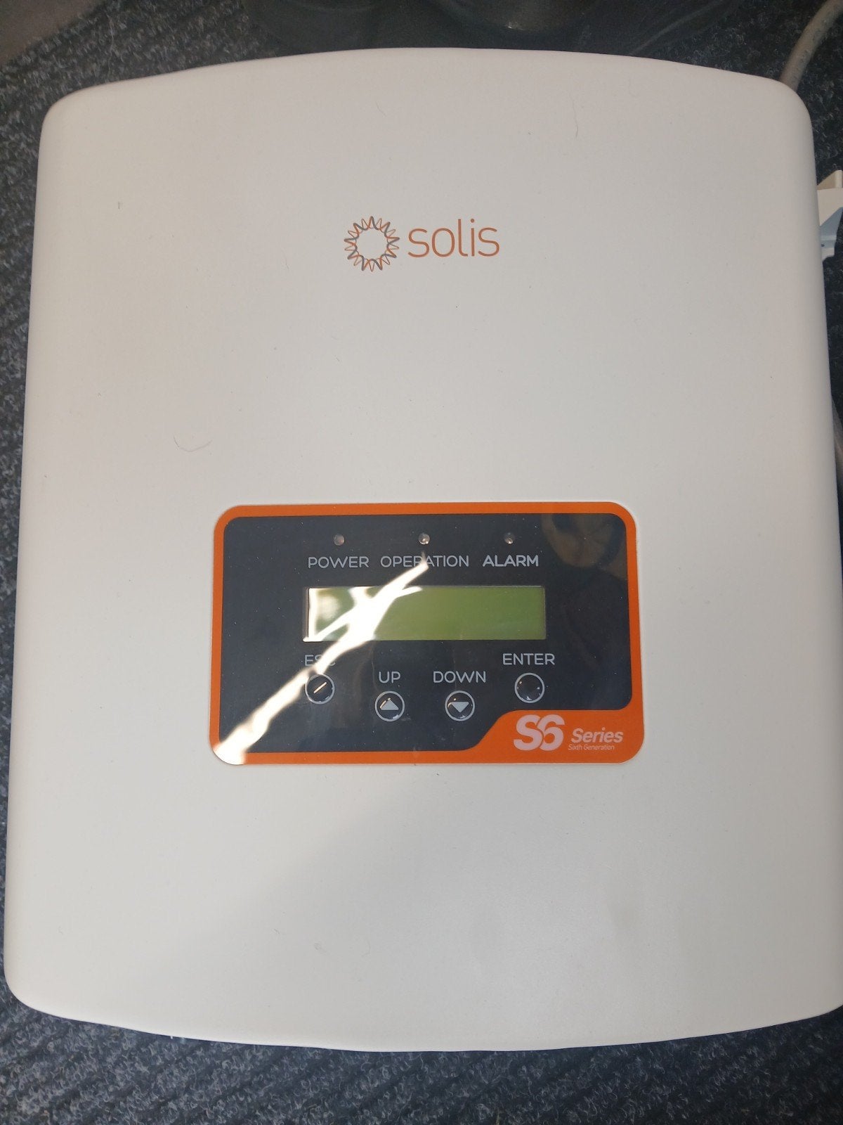 Solis S6-GR1P3K-M Omvormer - Zo goed als nieuw, Ophalen, Zo goed als nieuw, Overige typen, 200 wattpiek of meer