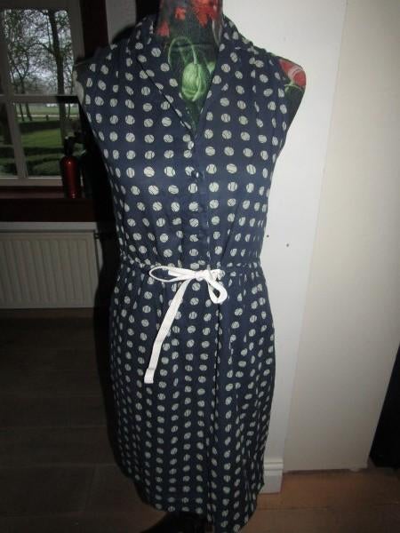 F1417 Nice Things Paloma S mt 36 jurk mouwloos donkerblauw, Kleding | Dames, Nice Things Paloma, Zo goed als nieuw, Maat 36 (S)