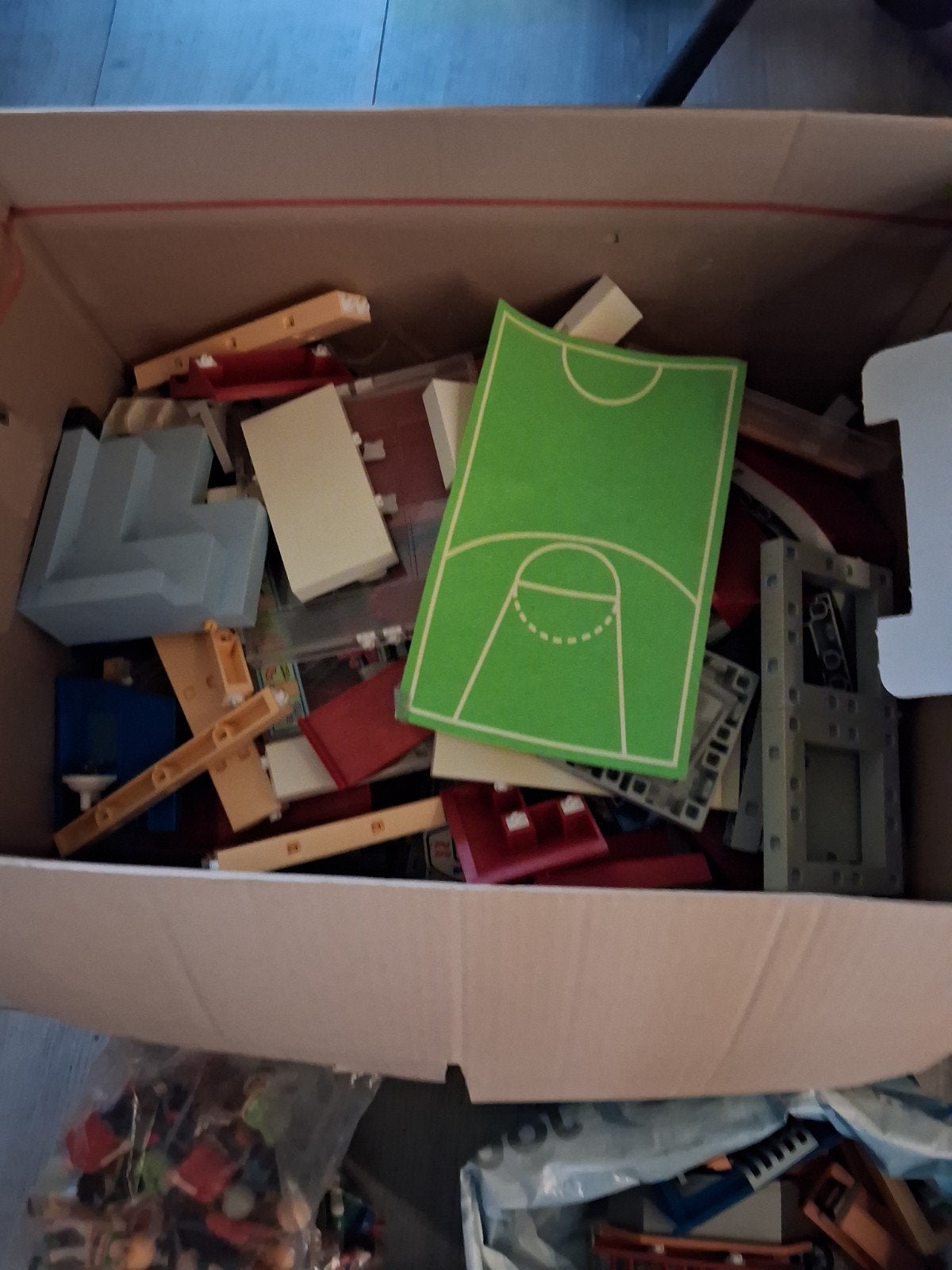 Foto 8 van Grote Playmobil collectie met poppenhuis en diverse sets