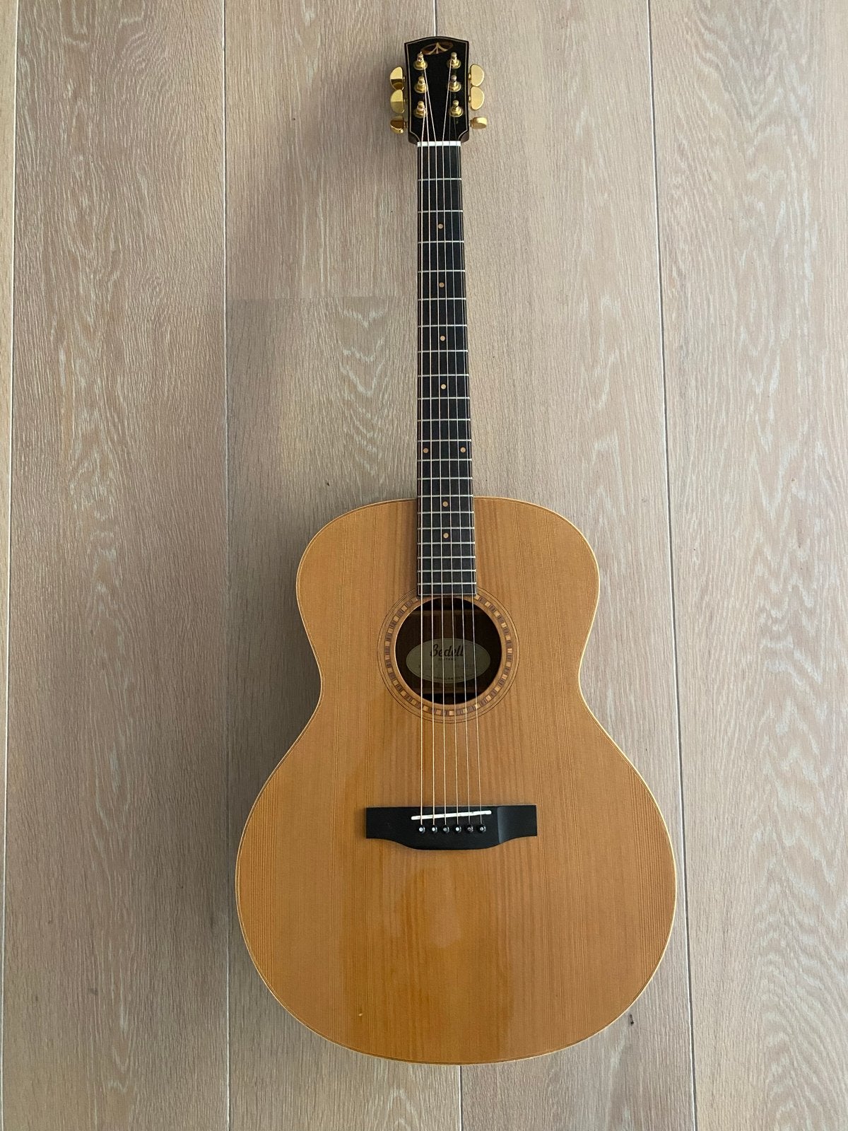 Bedell MB-24-G akoestische gitaar