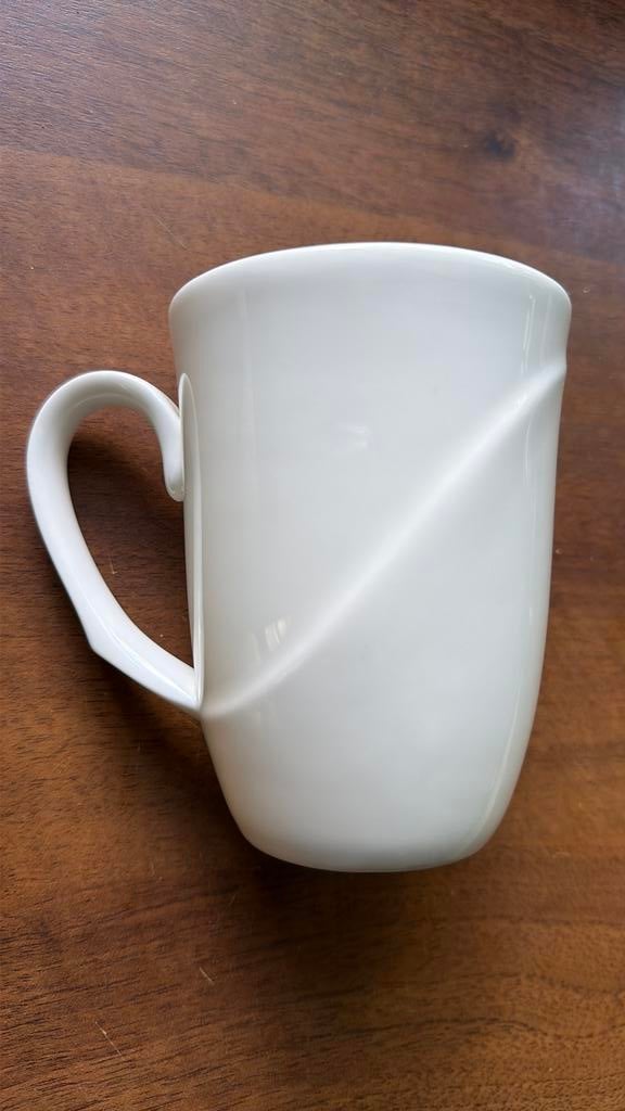 Wedgwood SOLAR beker, Huis en Inrichting, Keuken | Servies, Ophalen of Verzenden, Zo goed als nieuw, Wedgwood, Kop(pen) en/of Schotel(s)