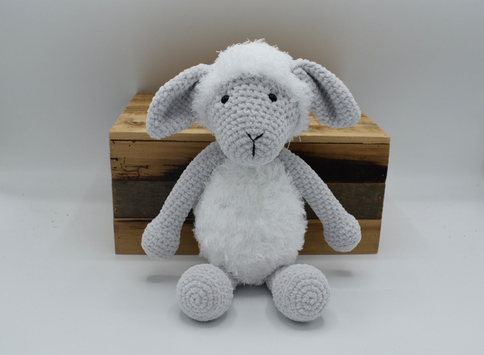 Gehaakte knuffel schaap, Ophalen of Verzenden, Nieuw, Kraamcadeau