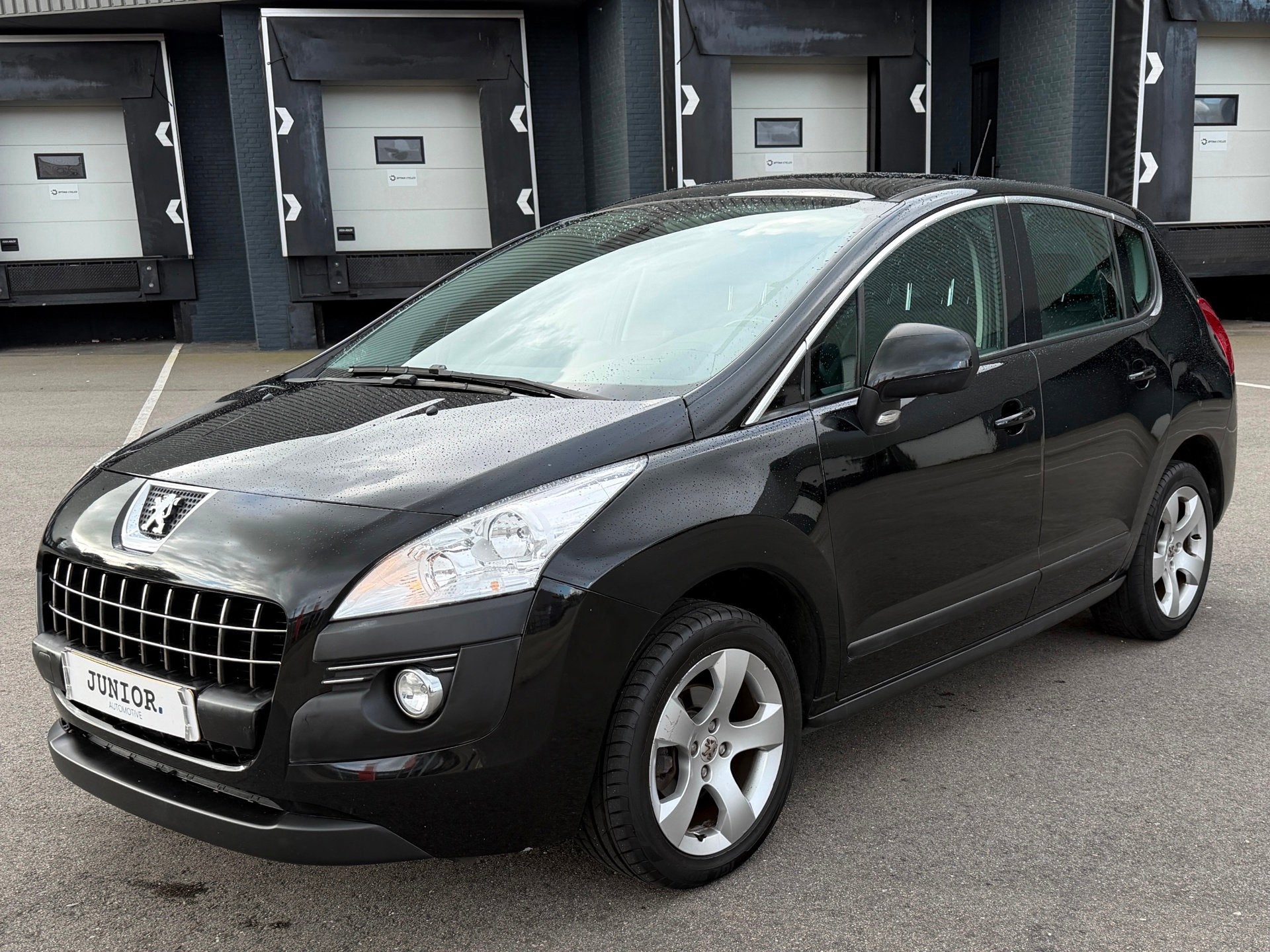 Peugeot 3008 1.6 VTi Première PANORAMADAK/CRUISE/CLIMA/LMV/, Voorwielaandrijving, Stof, Gebruikt, Zwart