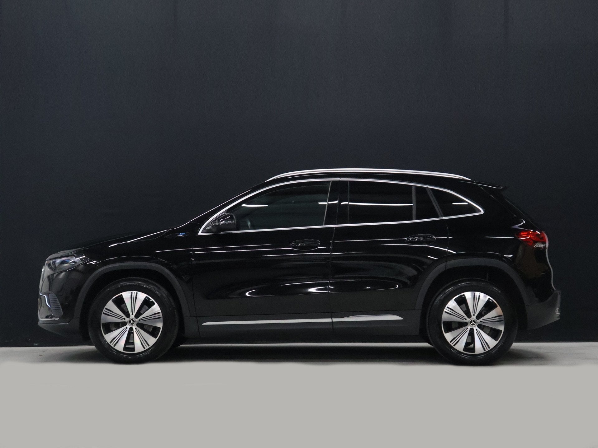 Mercedes-Benz EQA 250 Business Solution Luxury 67 kWh [SOH 9, 1940 kg, Gebruikt, Leder en Stof, Origineel Nederlands