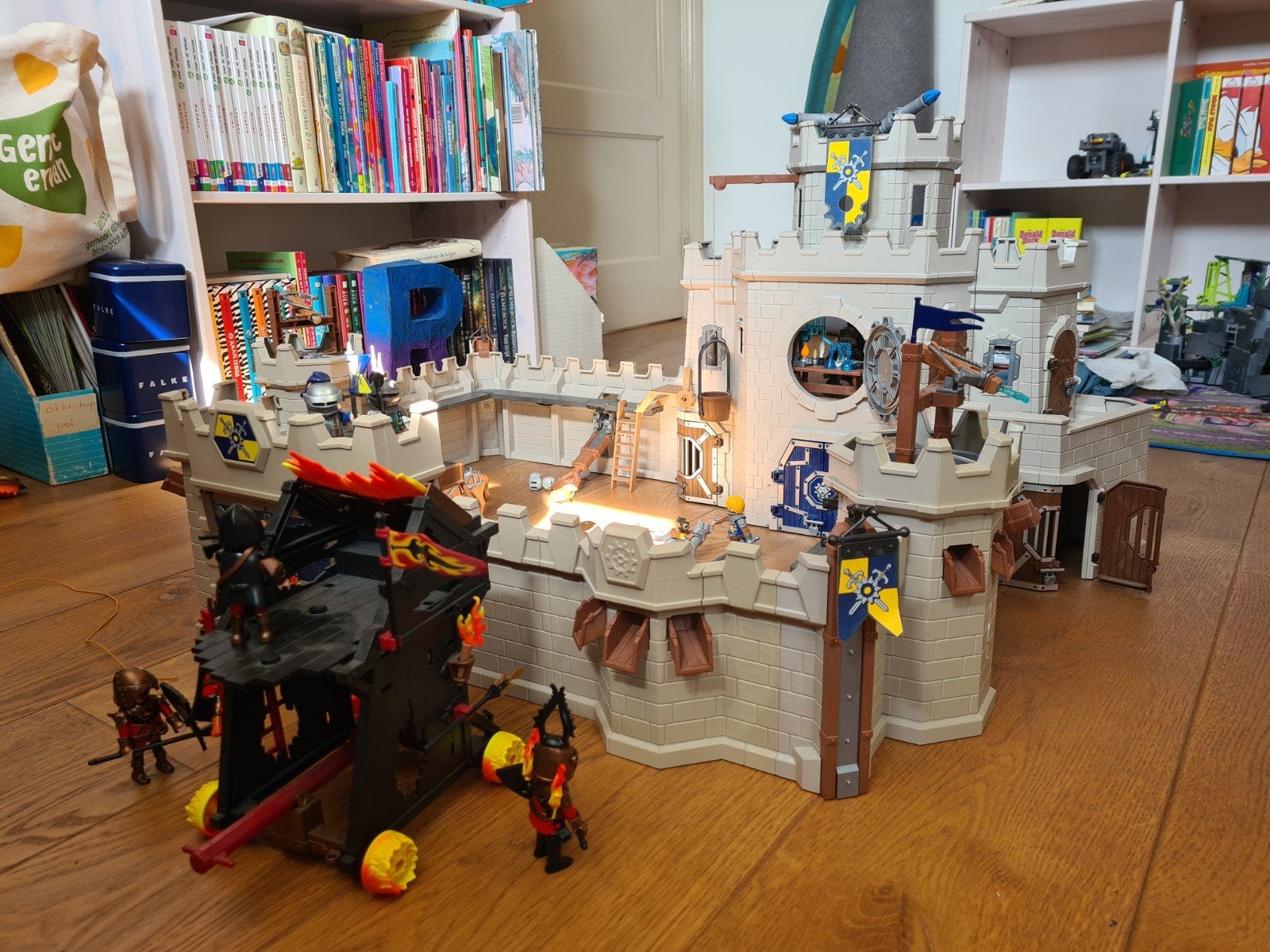 Playmobil Kasteel m 2 uitbreiding, burnham raider vuurschip, Ophalen, Gebruikt, Complete set, Kasteel/Fort