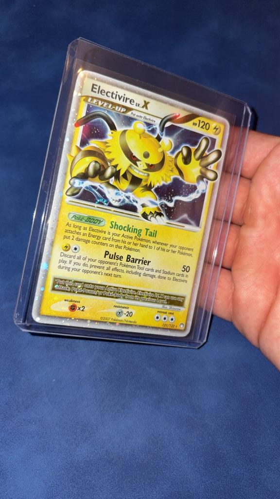 Electivire lv x 121/123 MT 2007 holo ouds pokemon kaart, Ophalen of Verzenden, Zo goed als nieuw