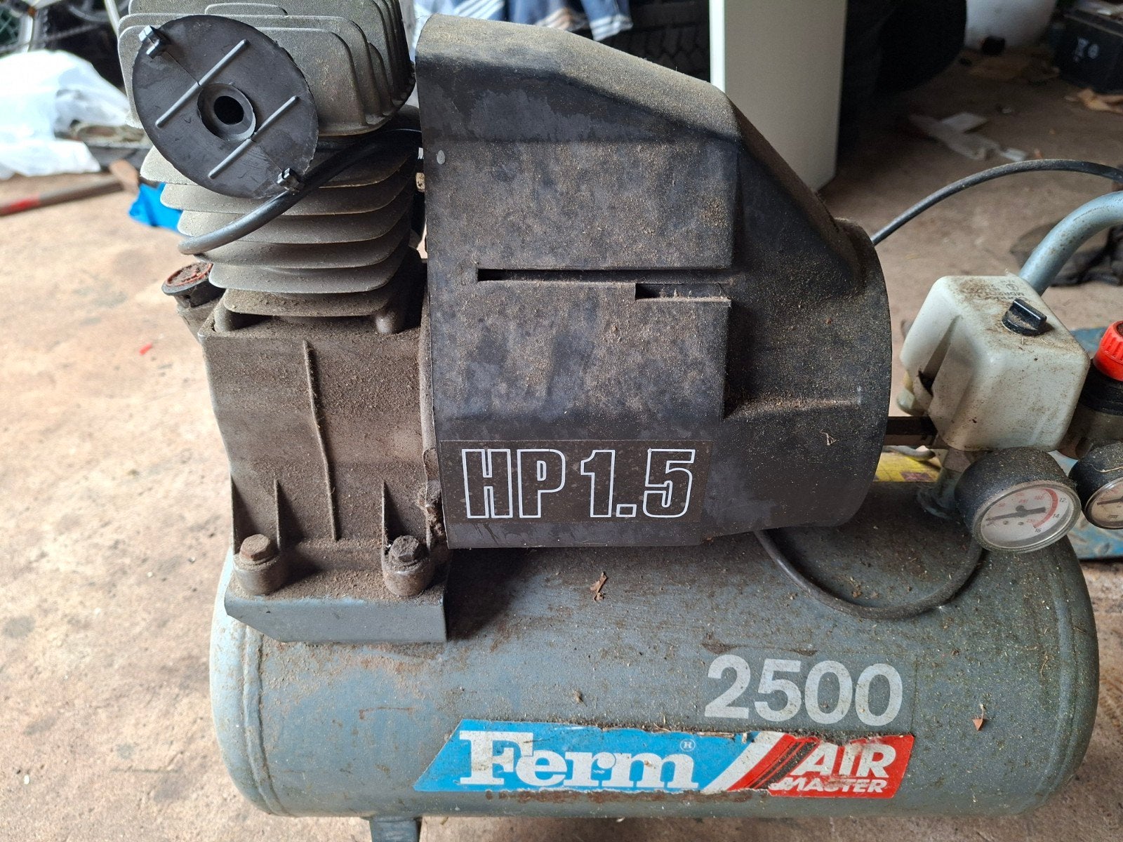 Ferm Air Master 2500 Compressor 1.5 PK, Ophalen, Gebruikt, 10 bar of meer, 25 tot 100 liter