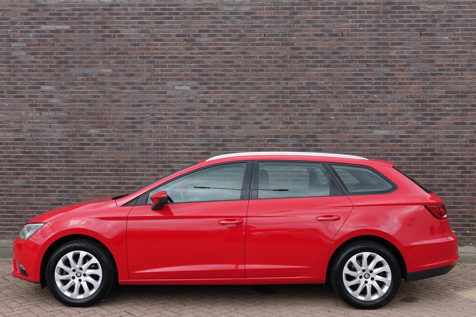 SEAT Leon ST 1.2 TSI Reference Business, navigatie, cruise c, Voorwielaandrijving, Euro 5, Gebruikt, Leon