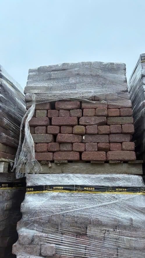 gebakken dikformaat 75m2 rood