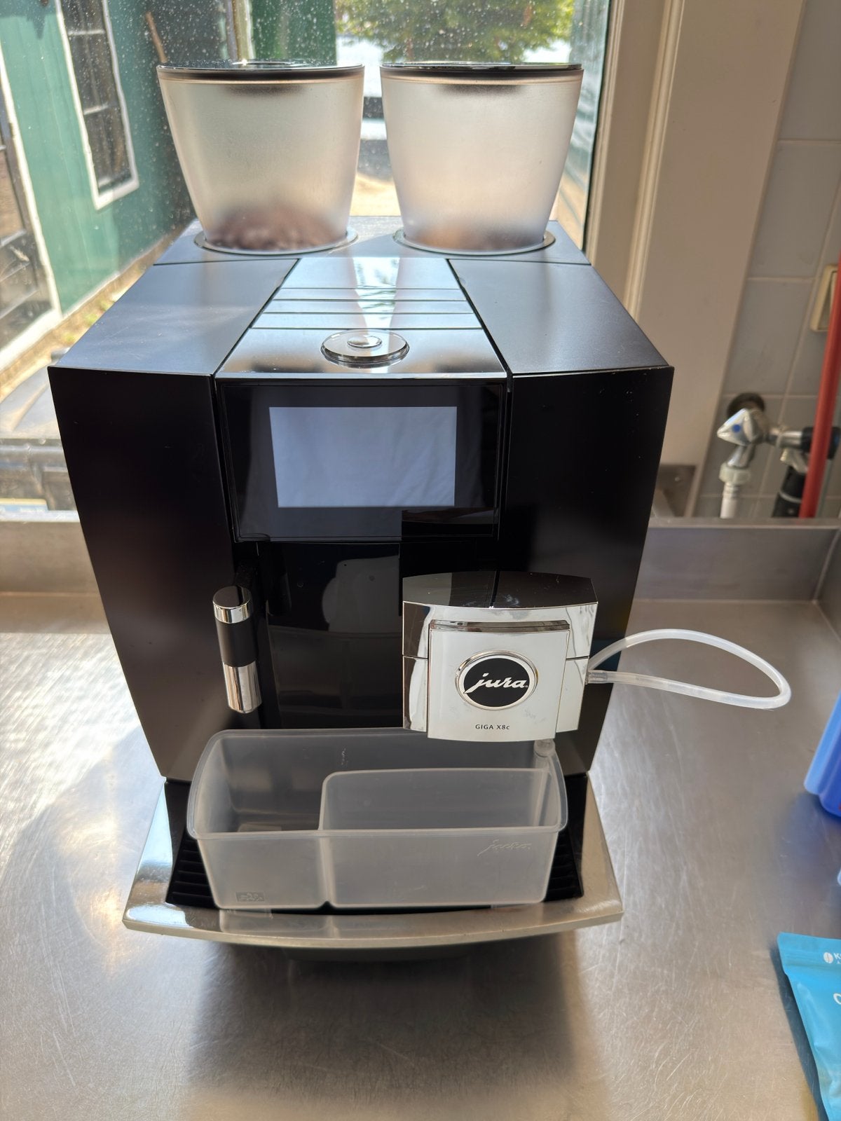 Jura Giga X8c Koffiemachine, Ophalen, Afneembaar waterreservoir, Gebruikt, 10 kopjes of meer