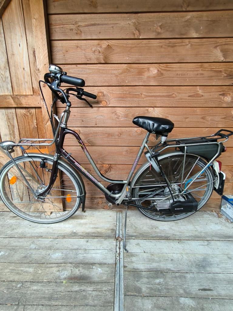 Spartamet opstappen en rijden!, Fietsen en Brommers, Ophalen, Tweetakt, Spartamet, Zo goed als nieuw