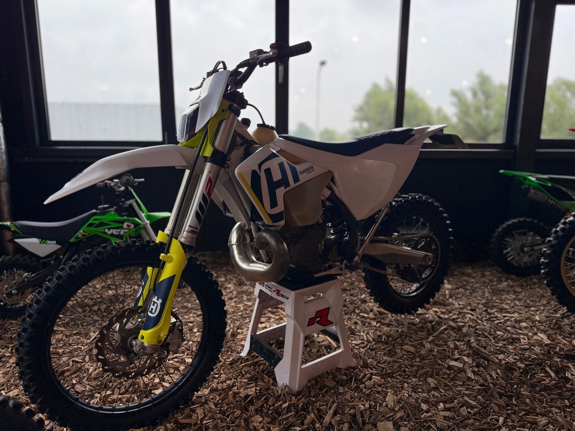 Husqvarna Enduro TE 300i 2 takt 2019 model Injectie, 293 cc, Husqvarna, Enduro, 11 kW of minder