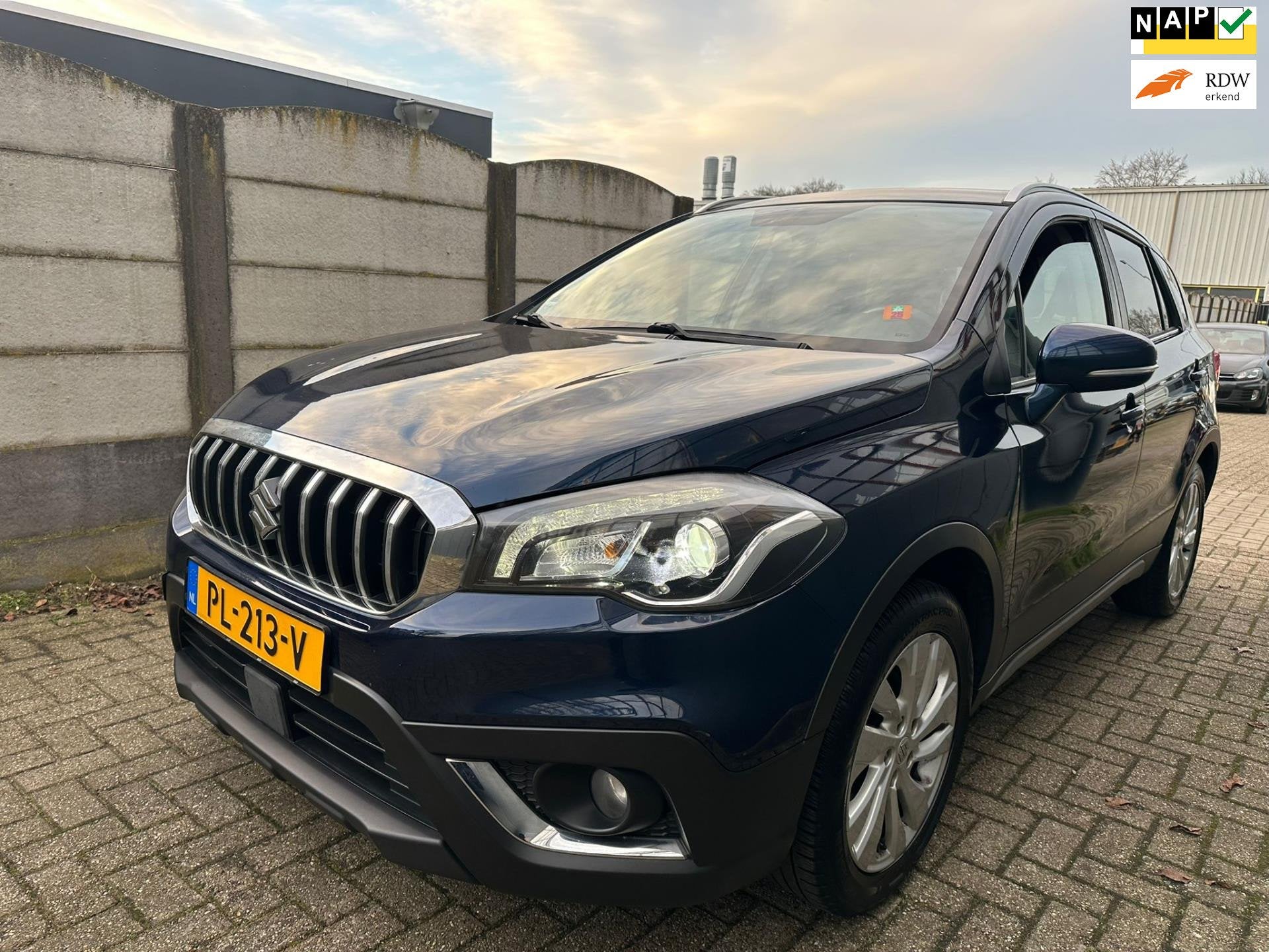Suzuki S-Cross 1.0 Boosterjet Exclusive CAMERA/ CLIMA/ KEYLE, Voorwielaandrijving, Dealer onderhouden, Stof, Gebruikt