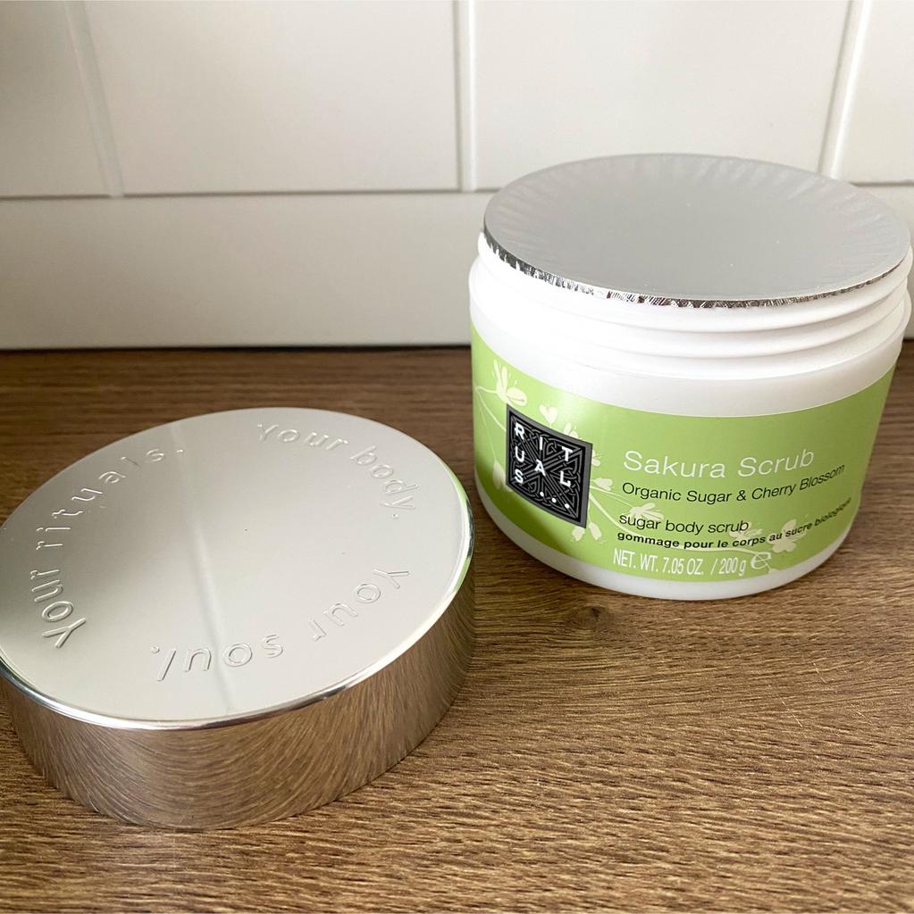 Rituals Sakura Scrub - Organic Sugar & Cherry Blossom, Ophalen of Verzenden, Nieuw, Overige typen