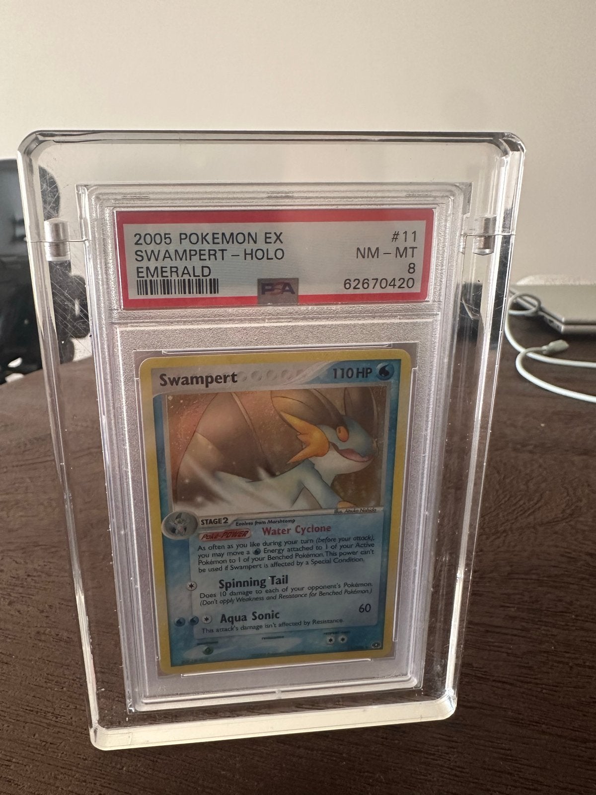 Met acrylglas! 2005 Pokémon EX Emerald Swampert Holo PSA 8, Ophalen of Verzenden, Nieuw, Losse kaart
