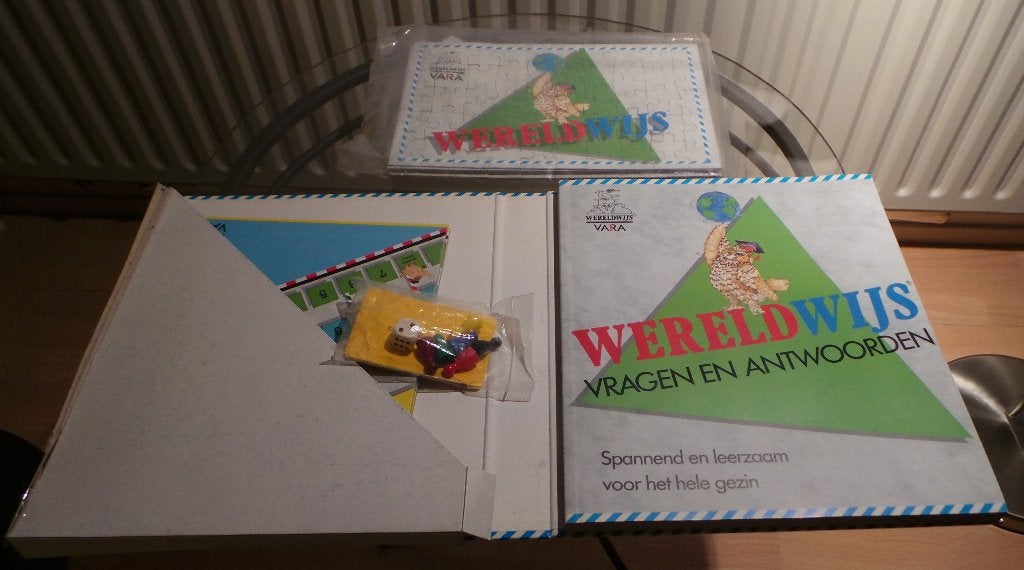 Vakantie: Quiz/puzzel Wereldwijs spelboek VARA 5000 vragen, Hobby en Vrije tijd, Gezelschapsspellen | Bordspellen, Vijf spelers of meer