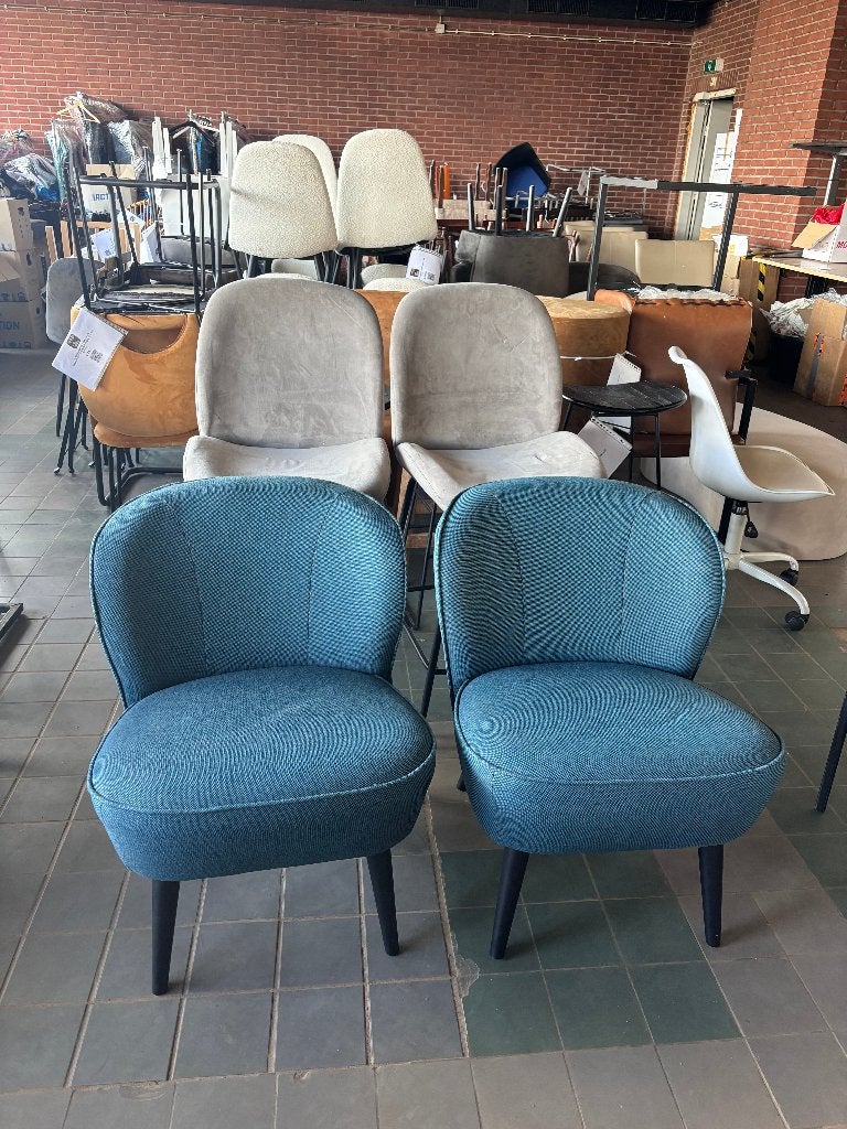 Set van 2 blauwe lage fauteuils cocktailstoelen  CS27140, Huis en Inrichting, Ophalen, Gebruikt, Minder dan 75 cm, Stof