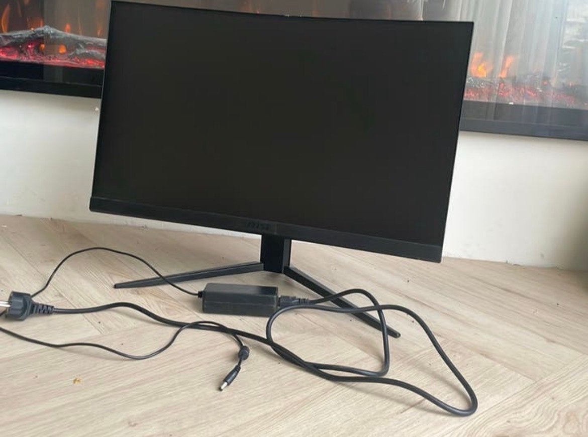 MSI Optix G24C4 Curved Gaming Monitor, Computers en Software, Monitoren, HDMI, 101 t/m 150 Hz, Curved, VA