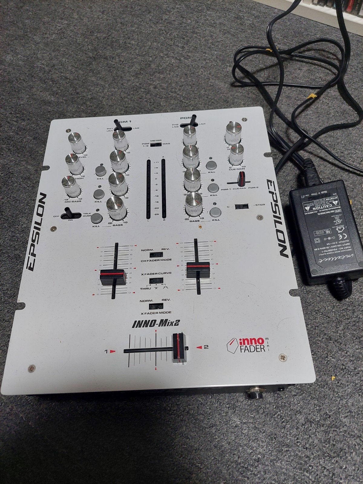 Epsilon INNO-Mix2 DJ Mixer met InnoFader, Ophalen of Verzenden