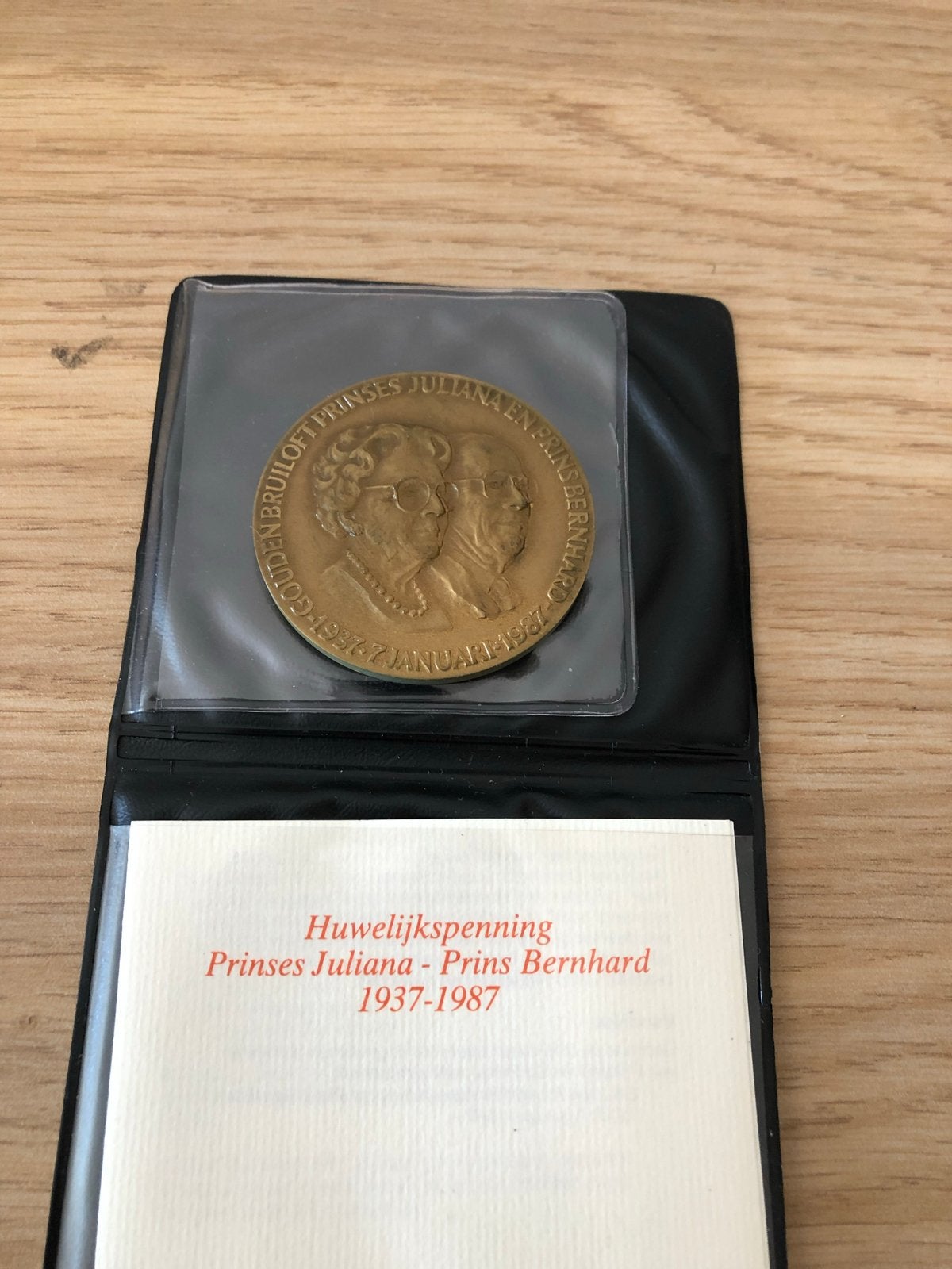 Huwelijkspenning Juliana & Bernhard 1937-1987 Brons, Ophalen of Verzenden, Brons, Nederland