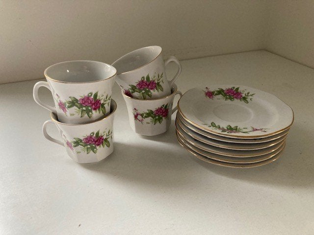 Theeservies liaoning porcelain made in china 4 kopjes en 6, Ophalen, Zo goed als nieuw, Overige stijlen, Kop(pen) en/of Schotel(s)