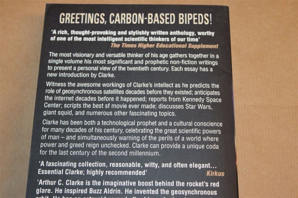 Greetings, Carbon-Based Bipeds! — Clarkes Visie de 20e Eeuw, Ophalen of Verzenden, Zo goed als nieuw