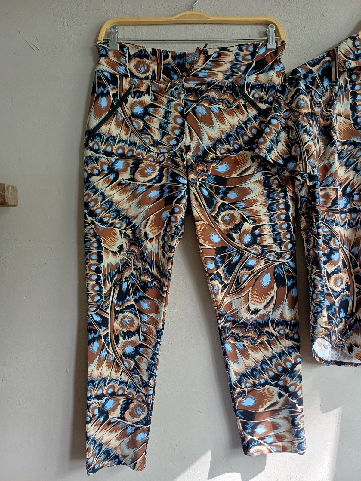 Lady Day Set: Broek &  Bloesje in Print, Travelstof, Lady Day, Overige kleuren, Maat 42/44 (L), Ophalen of Verzenden