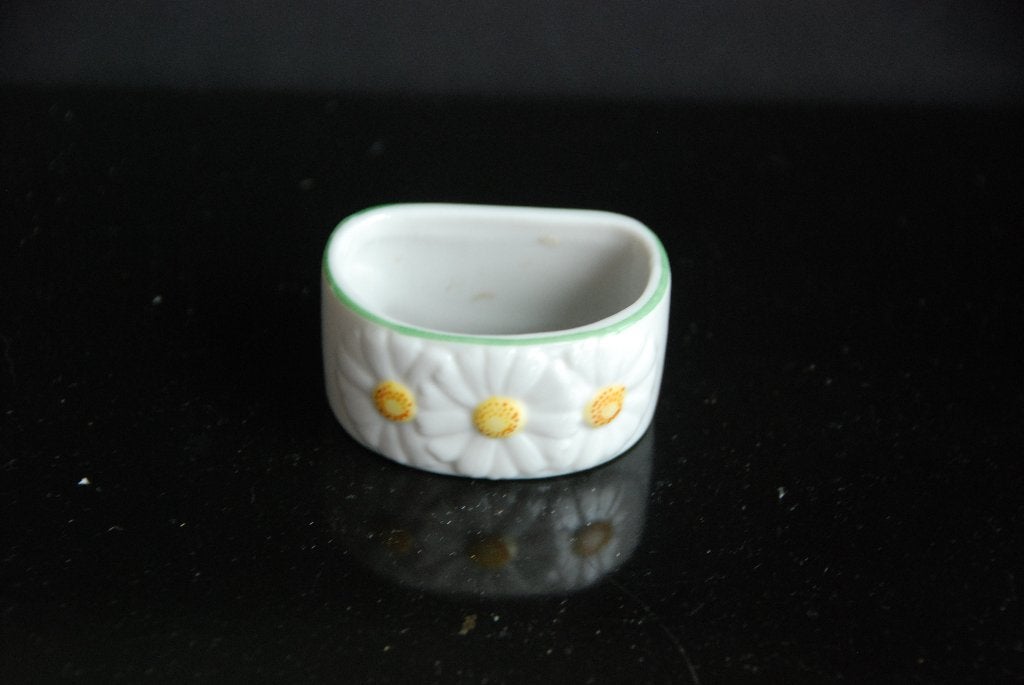 Brocante Servetring met margrieten servet ring bloemen, Verzenden, Nieuw, Overige stijlen, Overige typen