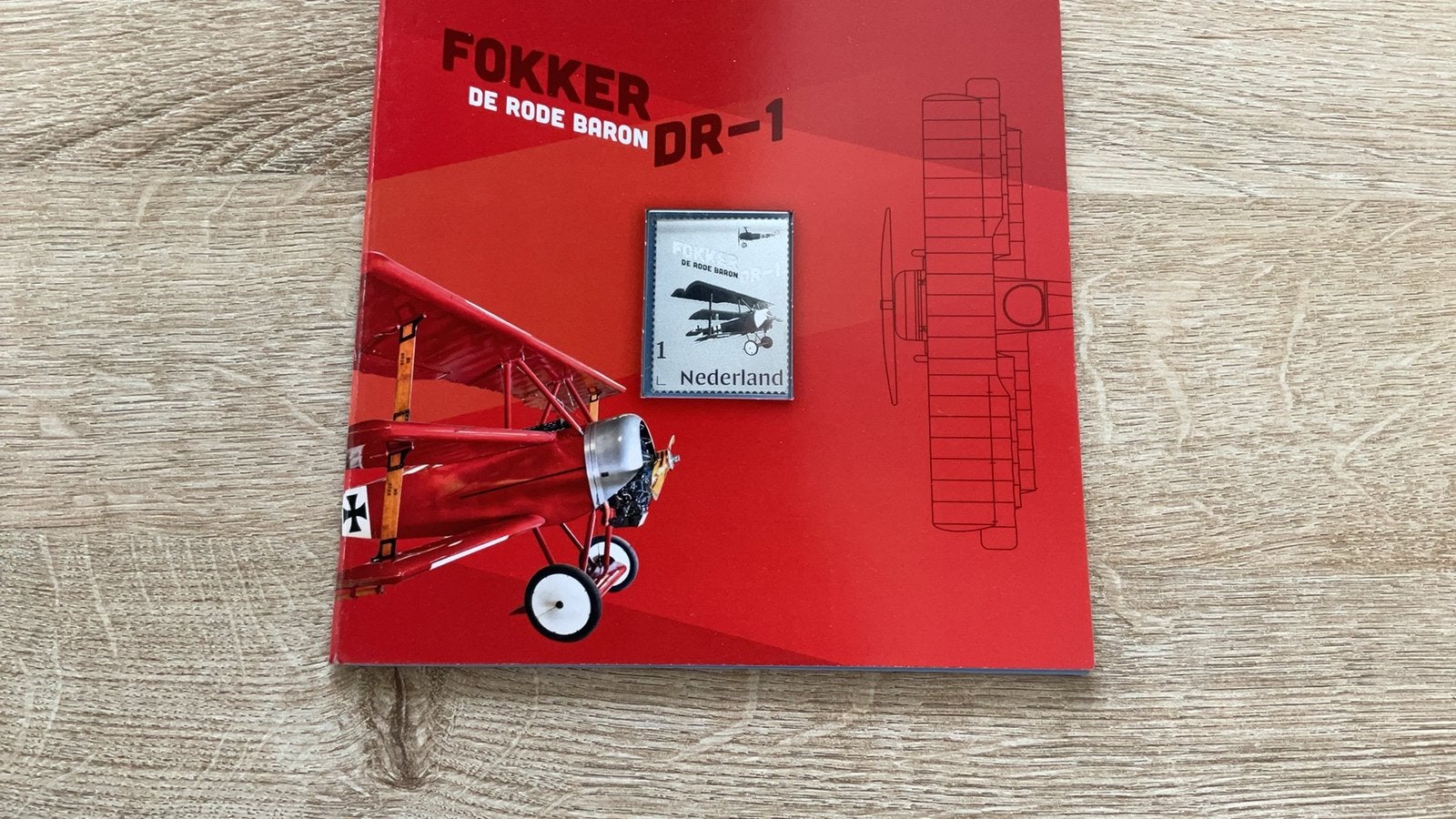 Zilveren postzegel fokker de rode baron dr-1, Ophalen of Verzenden, Postfris